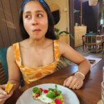 Aishwarya Krishnan Instagram - Busy being an avocado gurl 🥑 #vacation #goa #holiday #love #laugh Goa
