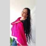 Aishwarya Narkar Instagram - ♥️ #aishwaryanarkar #dupatta #love#openhair #instafashion #instafamily #instagram #viral#post