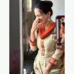 Aishwarya Narkar Instagram - Laugh out loud.....and see the magic🤭.... P.c. none other than @titeekshaatawde ❤️ #aishwaryanarkar #candid#real#instgram #instapost #instafashion #festival #viral h