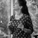Aishwarya Narkar Instagram - ..... P.c.@sana_un_suna♥️ #aishwaryanarkar #monochromatic #feel#vibe#instafashion #instafamily #instaglamour #instagram