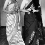 Aishwarya Narkar Instagram - 🩷💙..!! Thanks to POV’s…!! 😝 @aishwarya.narkar thanks for making things simple. 😘 V.c @ashayrtulalwar 😘 Aishwarya’s saree : @shalaka_s 😍 Ashwini’s saree : @soul_emporium 😍 #sareelove #sareelover #flaunting #dancers #actors #reelmakers #blessed #blessedsoul #viralvideos #viralreels #trendingreels #marathiactress #actress #ashwinikasar