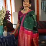 Aishwarya Narkar Instagram - दिवाळीच्या तुम्हा सर्वांना मनापासून शुभेच्छा ! दीपावली की आप सभी को बहोत सारी शुभकामनाये ! A very very happy Diwali to you all! To view our entire collection, click on the link below. www.sayalirajadhyakshasarees.com For details please WhatsApp us on 9137808579. We ship worldwide. #sayalirajadhyakshasarees #saree #sari #handloomsaree #kanjivaram #kanjivaramsaree #viralreels #reelsofinstagram #mumbaishopping #sareeshopping #onlinesareeshopping Mumbai, Maharashtra