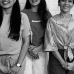 Aishwarya Narkar Instagram - Family of Saatvya Mulichi Saatvi Mulgi 🫶🏻❤️ . . . #titeekshatawde #aishwaryanarkar #ektadangar #saatvyamulichisaatvimulgiofficial #zeemarathi #zee5 #daughters #3siblings #3idiots #reelkarofeelkaro #instagramreels #reels #comedy #funnyreels Mumbai, Maharashtra