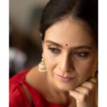 Aishwarya Narkar Instagram - ♥️♥️ 📸♥️@ashayrtulalwar #aishwaryanarkar #color #sareelove #saree #candidphotography #candid #love#beyourself #mood#instagood #insta #instafit #instalove #instafashion #instapic #instamood #instagram