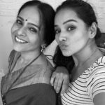 Aishwarya Narkar Instagram - To all my fellow shopaholics friends🫣 #Titeekshatawde #saatvyamulichisaatvimulgi #smsm #zeemarathi #netra #beingnetra #instagood #instaworld #instagram #actorslife #actor #actress #artist #marathimulgi #bts #reels #reelitfeelit #real #happy #love #shootlife #shoot #bollywood #marathi #television #grateful Mumbai, Maharashtra