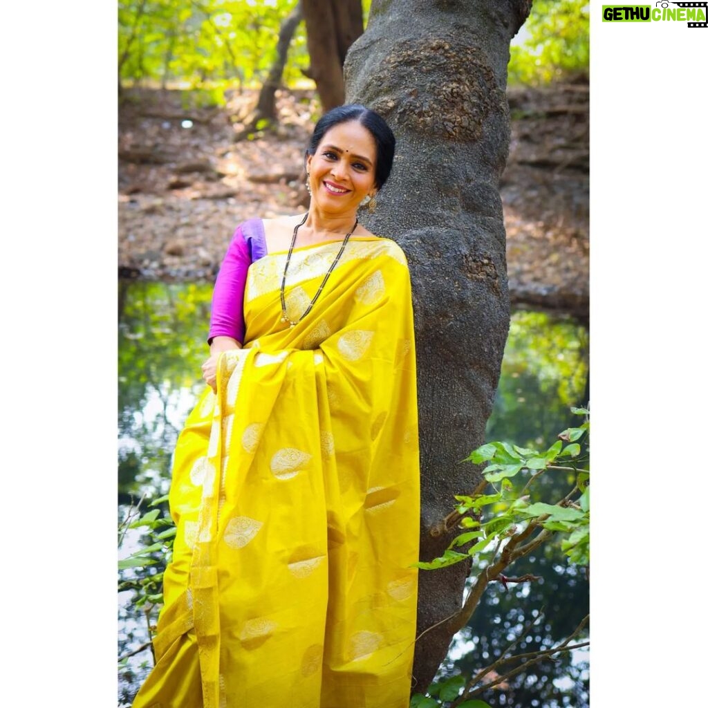 Aishwarya Narkar Instagram - ❤️🫶 Saree @manasisareeclub♥️ 📸❤️@snehilcam_ #aishwaryanarkar #traditional #saree #silksaree #fashion #instapost #instagram