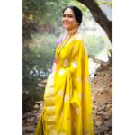 Aishwarya Narkar Instagram - ❤️🫶 Saree @manasisareeclub♥️ 📸❤️@snehilcam_ #aishwaryanarkar #traditional #saree #silksaree #fashion #instapost #instagram