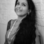 Aishwarya Narkar Instagram - .... #aishwaryanarkar #maharashtrianjwellery #sareelove #openhair #instafashion #instagram