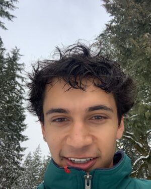 Ajay Friese Instagram - galvanize the troops it’s a snowball war!! 😌❄️
