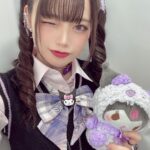 Akari Akase Instagram - 大好きなクロミちゃんに身を包んでた時のお写真~(՞_ ̫ _՞)💜 #あかせあかり #これは #ゲームセンター で #ゲットした #かわいい #クロミちゃん #ゲーセン と #コロネツイン は #最近のマイブーム #紫 めずらし〜😃