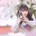 Akari Akase Instagram – 早く桜の時期になって欲しいな~❀·°

#あかせあかり 
#桜 
#ポートレート 
#cherryblossom 
#ピンクの世界

𝙵𝙰𝚂𝙷𝙸𝙾𝙽👗♡
ﾜﾝﾋﾟｰｽ #secrethoney