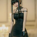 Akari Akase Instagram - いばら姫🥀 ヨル Twitterに載せてたやつだけど2枚まとめて投稿したかったのでインスタでも投稿しちゃいます❁� #あかせあかり #スパイファミリーコスプレ #ヨルフォージャーコスプレ #ヨル #コスプレ #spyfamilycosplay #yorforger #cosplay