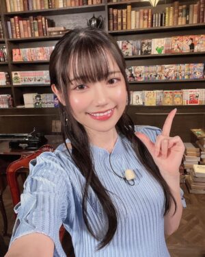 Akari Akase Instagram - 昨日！#よるのブランチ ありがとうございました~🙌🏻
やっぱり好きな事について話している時ってとっても楽しいなぁって思いましたჱ̒ ｰ̀֊ｰ́ )✨書ききれ無いし話しきれないくらい好きな作品あったのでまたいつかこういった機会があったらお話出来たら良いなぁ💭

見逃し配信等でまだ観られるはずなので逃しちゃった！って方は是非☺️

#あかせあかり 
#漫画 
#漫画紹介 
#楽しかった