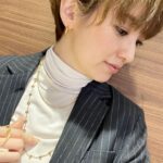 Akina Minami Instagram - プチブランチ衣装✨ 写真1・2枚目 タートルネック @thehandsome.official @utspr ジャケット、パンツ @desigual チョーカーネックレス @somnium_22 @susu_press ネックレス、リング、ピアス @ten.____ ブーツ @ph7_official 写真3・4枚目 ジャンプスーツ @desigual シューズ @charleskeith_jp ピアス、リング、ネックレス @e.m.__official 写真5・6枚目 シャツ、パンツ @desigual シューズ @ph7_official イヤーカフ、ネックレス、リング、ピアス @ten.____