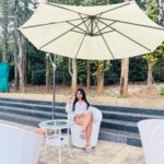 Akshita Bopaiah Instagram - Weekend vibes 🥂 #chikmanglur #vibes Spectrum Home stay & Resorts