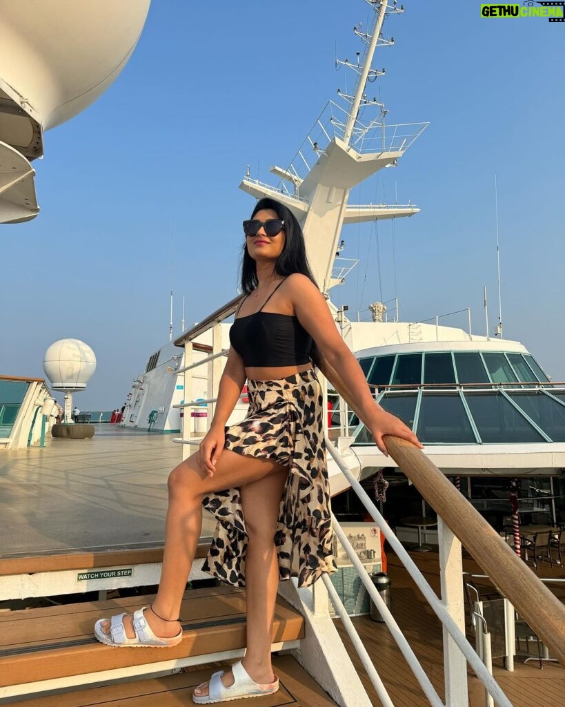 Akshita Bopaiah Instagram - Sunshine and good times 🚢 Cordelia Cruises
