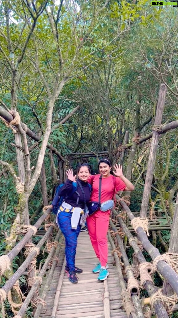 Akshita Bopaiah Instagram - Dora and Bujji exploring places together 🐒🏃‍♀ Meghalaya and Assam trip 2023 ☺❤ Thank you @nirajkumarborah @fitnessbootcamp.in for all the good memories 🧿❤🙏 #meghalaya #meghalayatourism #shillong #assamtourism #guwahati #fitnessbootcamp