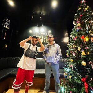 Akull Instagram - Santa just told us to gift all our Fans with #AkullontheBeat x #MellowD Record 💿🎄Work has begun 🎹 We wanted the Collab Song to be Special 🎶 The wait was Worth it , Trust Me✨ You Guys will Finally Hear our Voices together in 2023 ❤️ #Christmas #Vibes 

👕: @vakovestments 
📍 : Headquarters