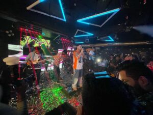 Akull Instagram - Thank you Bhubneswar for a super amazing night ! ✨🥂 

#akullonthestage