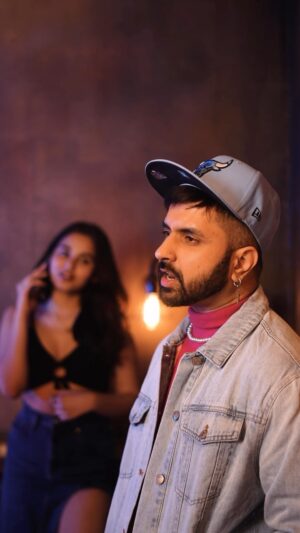 Akull Instagram - Chali Gayi Barsaat , Tu Naa Aaya Ve ! ♥️ 
.
.
.
#akull #akullonthebeat #chaligayibarsaat
