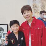 Alan Kim Instagram - It was so fun to meet my minari mom too @hanyeri_official Thank you so much! 💕💕@jtbc.insta #한국인의식판 . It was very nice for the korean stars to come to the show. Korean Gordon Ramsay @fuxtom 🤗 @austinkangg @kris_johnson_87 @mingi0000 @heodak81 @southwindowsmile and special thanks to my Taekwondo @masterlee.talium #한예리 #이연복쉐프 #오스틴강 #남창희 #김민지 #허경환 #크리스