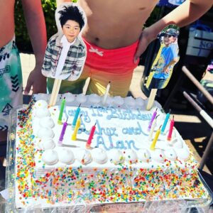 Alan Kim Instagram - Yayyy!! My 11th birthday party!! My birthday is the same as my BFF Asher. ❤️Thank you for coming love my friends! 💕💕