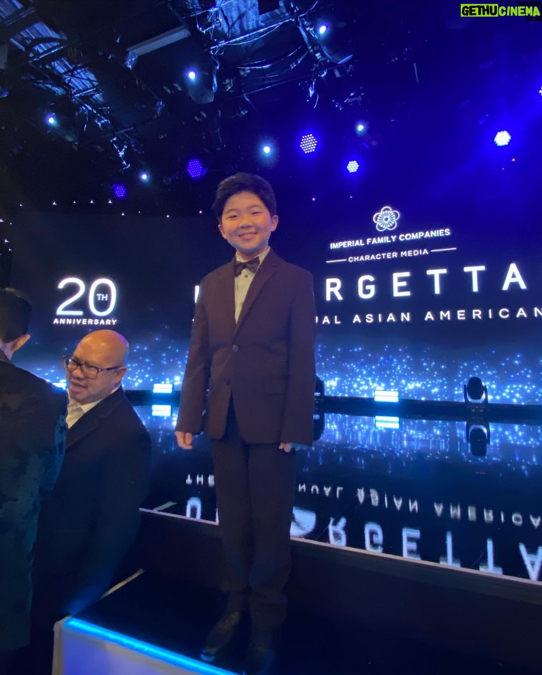 Alan Kim Instagram - Thank you for having me! @character.media @unforgettablegala @christina_gdfht It was so good! 😍😍 #unforgettablegala #unforgettablegala2022 #charactermedia The Beverly Hilton