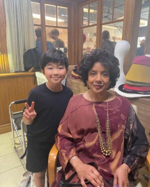 Alan Kim Instagram - Love Little America ❤️❤️ #Mr.Song ❤️Thank you so much everyone @deepamehtaofficial @kihonglee @leejungeun69 @phyliciarashad @official.alyssakim @appletvplus #littleamericaseason2 💕💕