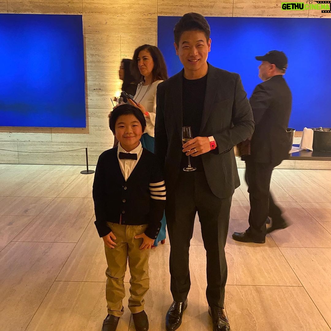 Alan Kim Instagram - Little America special screening. It was so nice to reunion with @kihonglee @bruceibaek and @jiahmichelleshin ππI wished @leejungeun69 μ μμ΄λͺ¨ was here, too. ππCanβt wait!!! 12/9 @appletvplus #littleamericaseason2