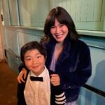 Alan Kim Instagram - Little America special screening. It was so nice to reunion with @kihonglee @bruceibaek and @jiahmichelleshin 💕💕I wished @leejungeun69 정은이모 was here, too. 💕💕Can’t wait!!! 12/9 @appletvplus #littleamericaseason2