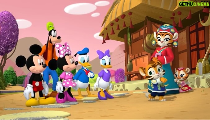 Alan Kim Instagram - I am honored to be part of #mickeyfunhouse and I was happy to introduce the traditional Korean ”doljabi”. Thank you so much! @disneyjunior @disneychannel @hulu #돌잡이 #한국호랑이 #한복 Episode Title: (#2-25) “The What About Me Birthday”