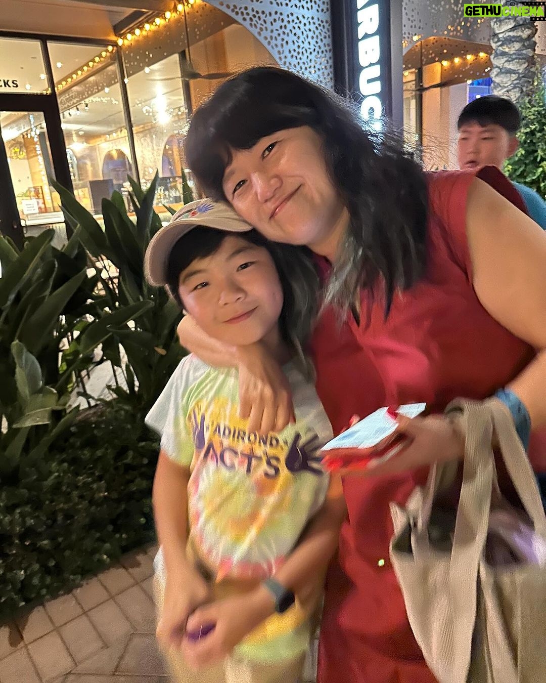 Alan Kim Instagram - Super late @theatercampthemovie Post! Thank you to my lovely friends who cheered and loved the movie with me ❤️❤️. I am happy and honored to be part of this amazing movie, and I hope you guys will enjoy it too!! Go check it out in @Hulu now!! #theatercamp @searchlightpics