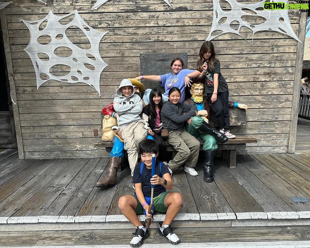 Alan Kim Instagram - Happy birthday to one of my bffs. Laila! 🩷❤️It was so fun at Knotts berry farm! 👍🏻👍🏻Also one of my Bffs Timothy’s birthday was last month! The pool party was also so much fun! Thank you so much for being my friends and inviting me to these fantastic birthday parties!! ❤️🩷😂