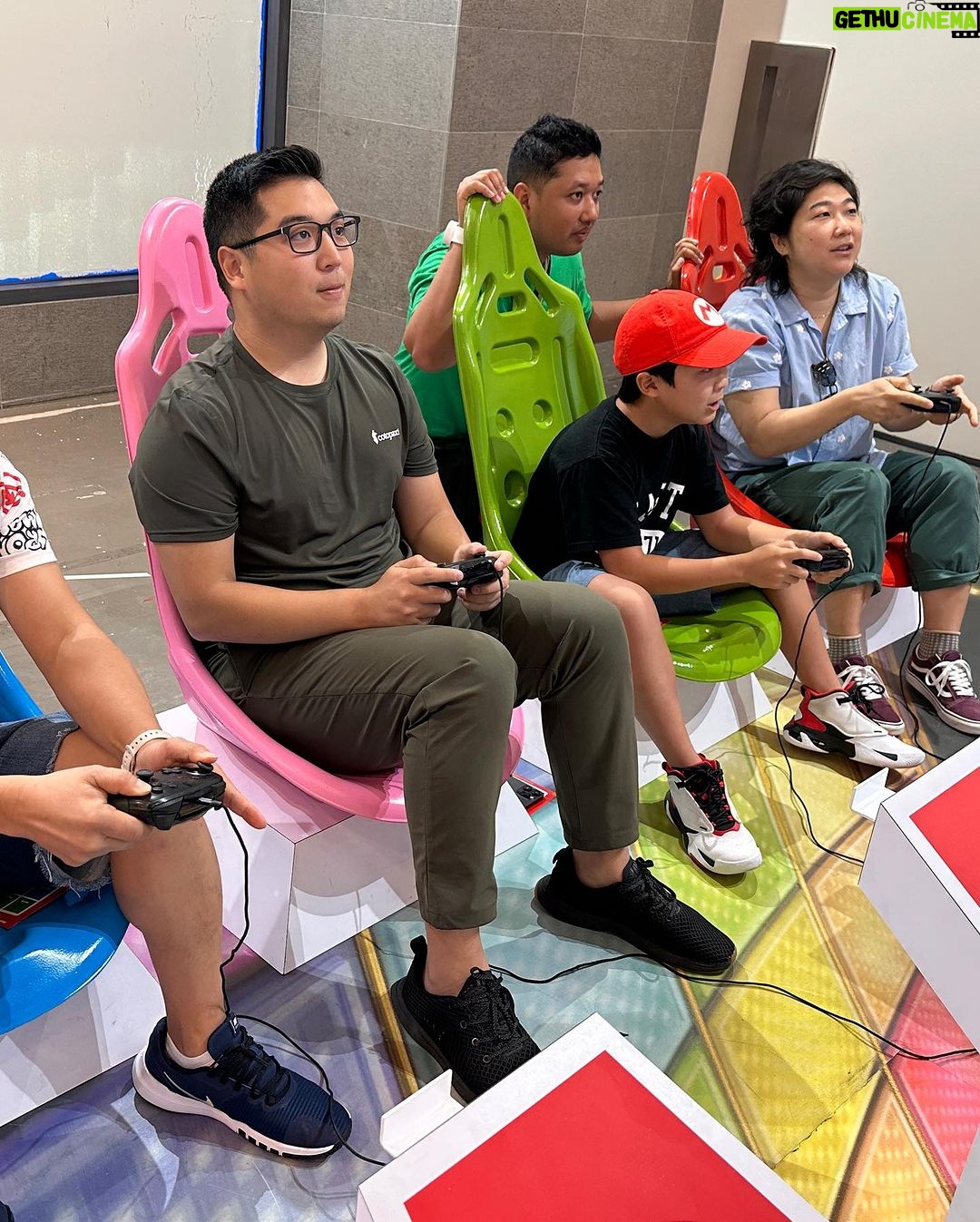 Alan Kim Instagram - Thank you for inviting me! We had a great time!! Soooo fun!! It was so much more fun because Christina @agentoh and Alex @alex4chang was there! Nintendo is really amazing!🎮 @nintendoamerica #nintendo #nintendoswitch #summerofplay Santa Monica Place