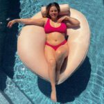 Alanis Desilets Instagram – * concours terminé – bravo @jade.laryssa ❤️

GAGNE TON FLOTTANT POUR PISCINE. 🌊🌞

Le beau temps est arrivé & si tu as un étendu d’eau dans lequel en profiter je te conseille fortement de participer à ce concours. ZEEEEE best flotteur ever. Tellement confo, flotte hyper bien (+ est très cute)😍

– follow @norkaliving & @alanis.desilets 
– tag ton pool partner 

Le ou la gagnante sera annoncé via mes stories dans 7jours (4juin prochain)