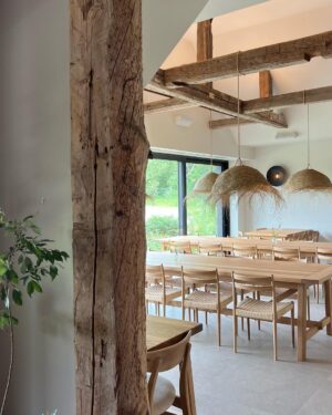 Alanis Desilets Instagram - BAUMIER x MAISON DE SOMA. 🫐

Un plaisir de célébrer les entrepreneurs magiques d'ici le temps d'une des plus magnifique tablée à laquelle j'ai eu la chance de prendre place. 🍴

@baumier.baravin @maisondesoma
