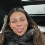 Alanis Desilets Instagram - I'm juuuuust livingggg the dream with the people on my team. 🎶🤎🧸