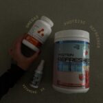 Alanis Desilets Instagram - Le plus beau cadeau pour Noël - s'offrir la santé.🎁 @shopsante mon best bud pour tous mes besoins en terme de santé.🤝🏻 Mon top 3 ces derniers temps: - Omega3 atp (qui ne te font pas rotter le poisson) - Vitamine D3 (pour fuir les microbes des party de Nowel) - Protéine Refresher (mon coup de coeur +++++ qui goûtent le ciel et qui feel comme si tu buvais un p'tit drink)