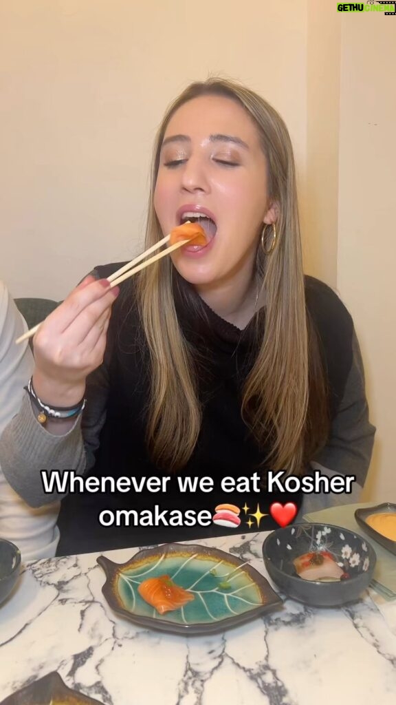Aleeza Ben Shalom Instagram - Hahah. AGAIN! Highly recommend 📍FINBAR📍 for your next outing✨ 🍣🤍 #jewish #kosher #kosherfood #jewishcheck #jewtok #couples #dating #datenight #dates #sushi #omakase #foodies #recommendations