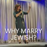 Aleeza Ben Shalom Instagram - Why Marry Jewish? We are in midst of a war and have soldiers that are fighting for our Jewish homeland. If we don’t continue to marry Jewish, raise Jewish children, build Jewish families, and support Jewish communities… Why are so many of our precious soldiers dying right now for our country? #jewish #jewishmatchmaking #jewishdating #besheret #love