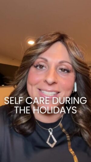 Aleeza Ben Shalom Instagram - 💖Dating During The Holidays! Dating in itself is hard, add the holiday season to the equation making it even more challenging!

🥰What are you going to do to take care of yourself during the holiday season?

Let me know in the comments. 👇

#dating #holidays #holidayseason #hanukkah #christmas #selfcare #love
#jewishmatchmaking #aleezabenshalom #jewishdating #relationshipadvice #holidays
