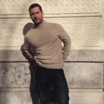 Alejandro Albarracín Instagram – 2 de Enero. Querido diario, pues ya estaría la Segunda temporada entera de @mas100mentiras en @atresplayer y por los mensajes que estoy recibiendo parece que está gustando. Estoy muy orgulloso de formar parte de un proyecto como este.
