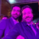 Alejandro Albarracín Instagram - Pocas fotos tengo para lo demasiado bien que me lo pasé en Los Feroz. ❤️ Y gracias también a @giorgioarmani y @cdeberenguer por intentar ponerme guapo.