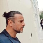 Alejandro Ávila Instagram – Hazlo ahora. Aveces “después” se convierte en “nunca”.

Do it now. Sometimes “later” becames “never”.

#actor #goals #work #happy