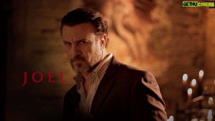 Alejandro Ávila Instagram - La sed de poder que tiene Joel lo llevará a anteponer cualquier cosa para lograr sus objetivos, aunque tenga que ceder ante cualquier MALEFICIO... ¡#ElMaleficio, GRAN ESTRENO 13 de Noviembre, #ConLasEstrellas!