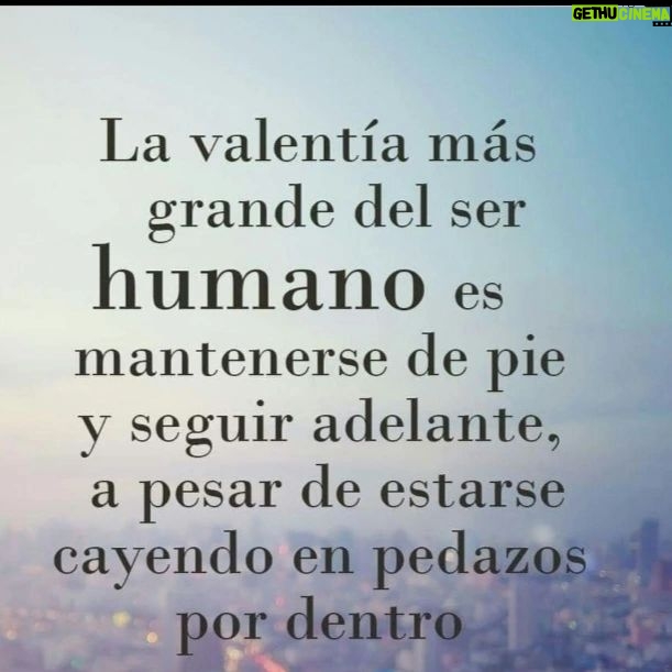 Alejandro Ávila Instagram - 🙏🏻 Solo tu sabes tus batalla! Ánimo.