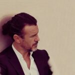 Alejandro Ávila Instagram - "EQUILIBRIO" Grande pero no agrandado, humilde pero no sumiso. #balance #equilibrio #actor