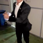 Aleksandr Malinovskiy Instagram - Солнце Монако — это конечно хорошо, но зачем мне оно, когда у меня есть свет от прожекторов сцены? Начинается новый ТВ-сезон!😍   Как прошло ваше лето, друзья? Успели отдохнуть?