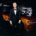 Aleksandr Malinovskiy Instagram - Ну, как Вам…? Может нужно чаще носить костюм? Что-то я совсем редко стал в них появляться, хотя, по мне - это ЛЮКС🔥❤️😎 @voyah_msc @nick_mart_ @the_voice_mag