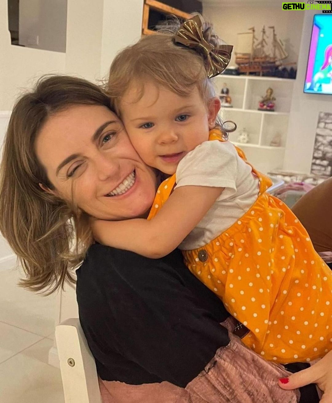 Alessandra Maestrini Instagram - #tbt de quando conheci @lalunasasso . "Acho" que ela gostou de mim... FOFURAAA😍❣️